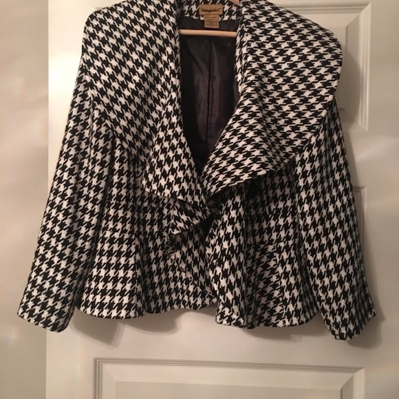 Jacket - Picture 3 of 4